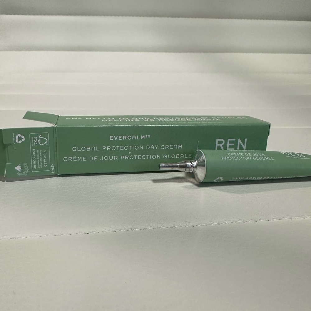 REN Clean Skincare Evercalm™ Barrier Support Antioxidant Moisturizer